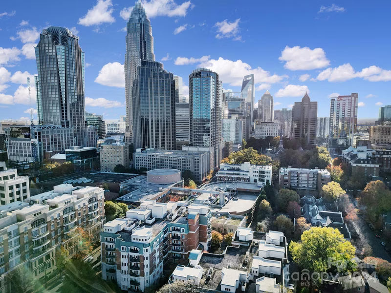 Property image 3 at 401 N Church Street, Charlotte, NC 28202