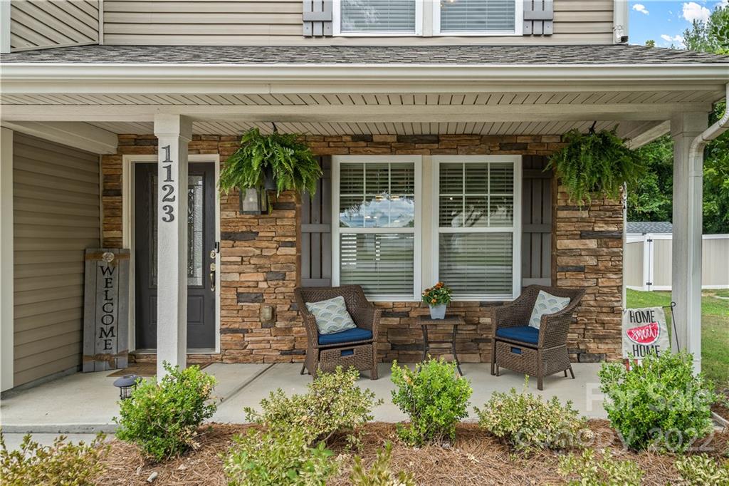 Property image 5 of 1123 Valley Street in Valleybrook, Statesville, NC 28677