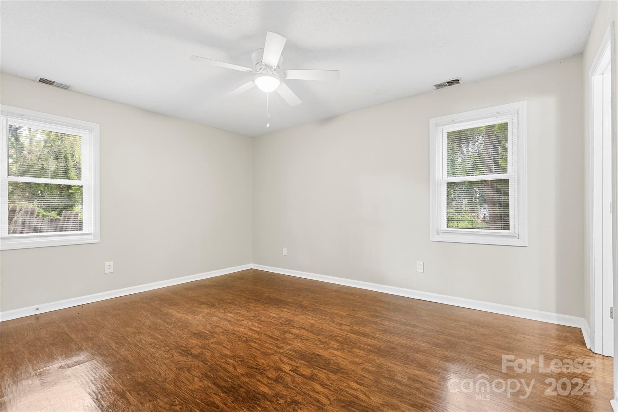 Property image 5 of 7610 King Richard Court in Birnam Woods, Charlotte, NC 28227