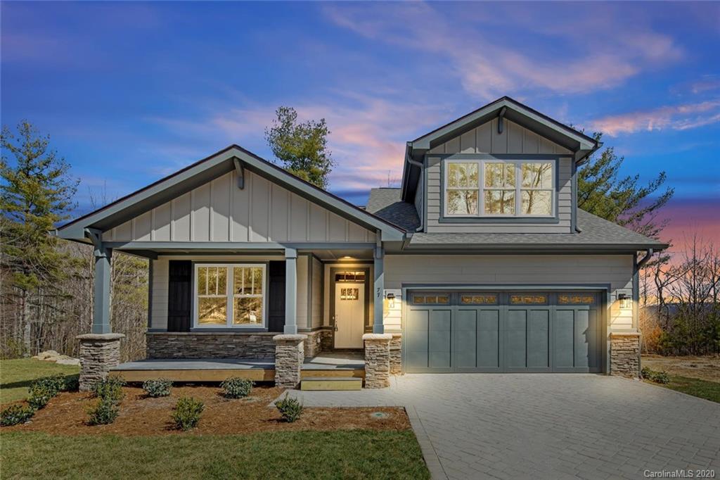 Property image 2 of 97 Hogans View Circle in Hawks Ridge, Hendersonville, NC 28739