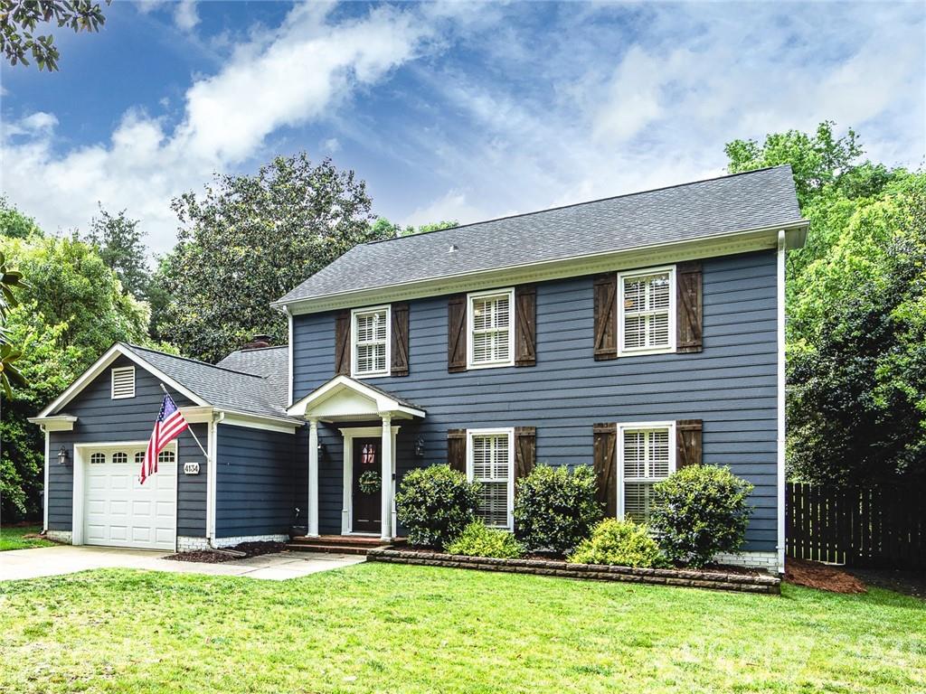 Property image 2 of 4134 Foxmoor Drive in Carmel Valley, Charlotte, NC 28226