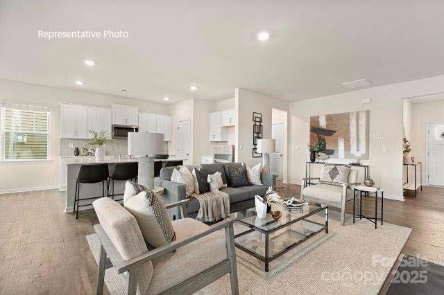 Property image 3 of 8049 Kennesaw Drive in Nolen Farm, Gastonia, NC 28056