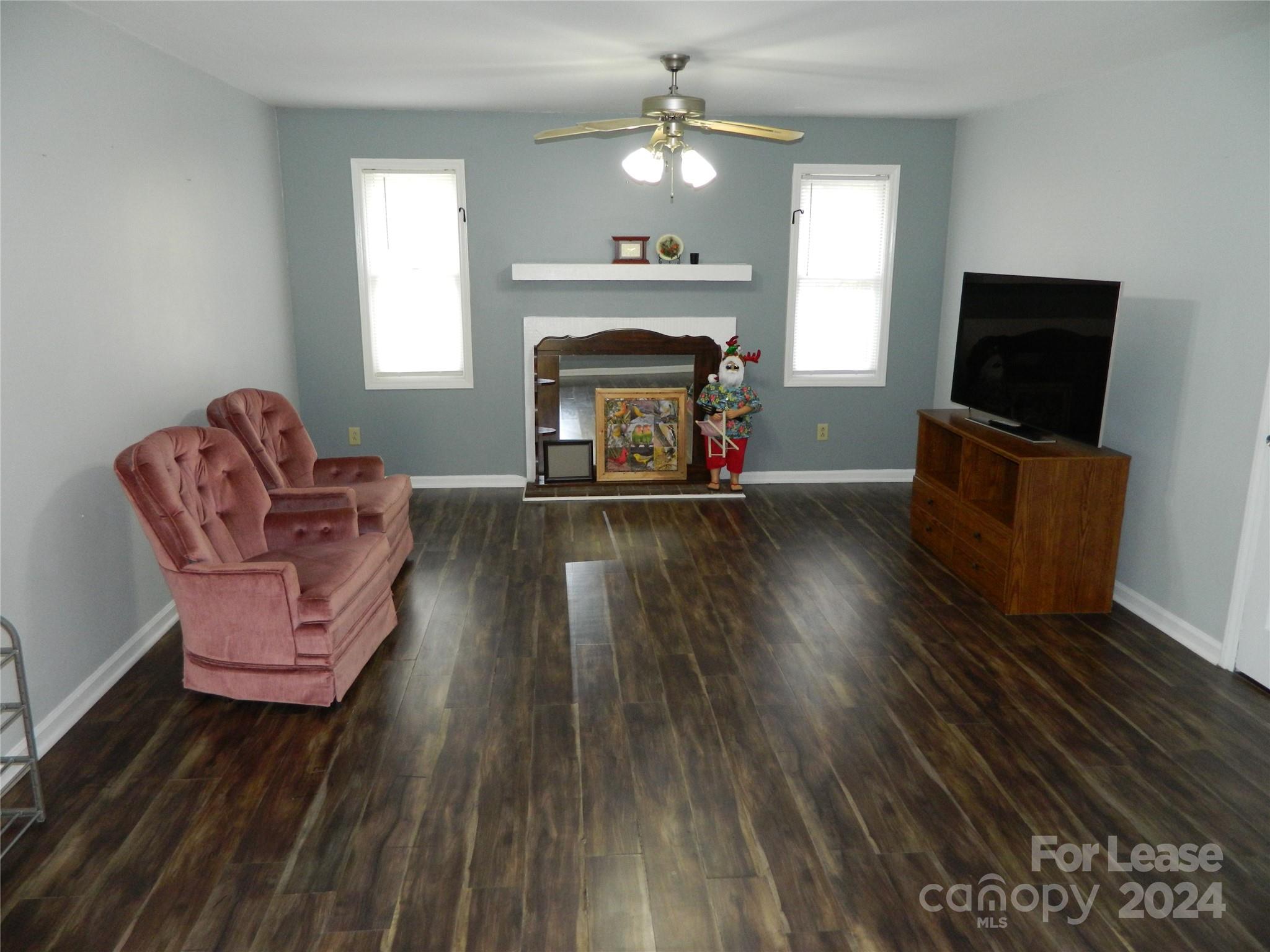 Property image 5 of 119 23rd Street in Mimosa Gardens, Hickory, NC 28601