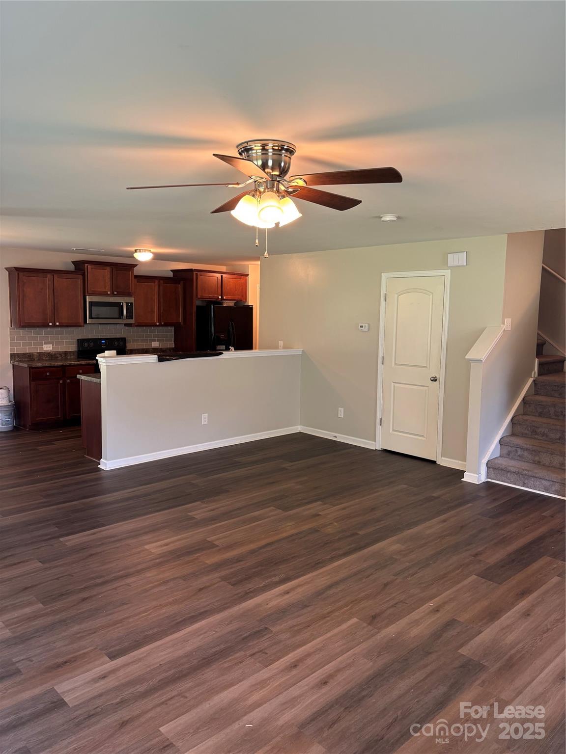 Property image 3 of 3857 Streamside Drive in catawba hills, Gastonia, NC 28056