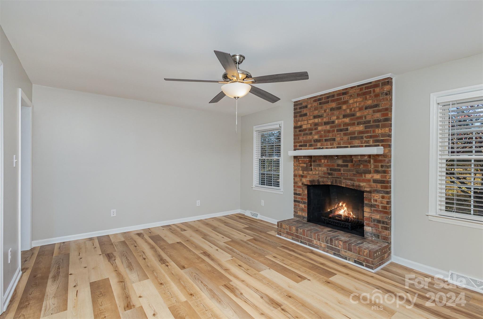 Property image 4 of 1744 Laurel Lane in Kingswood, Gastonia, NC 28054