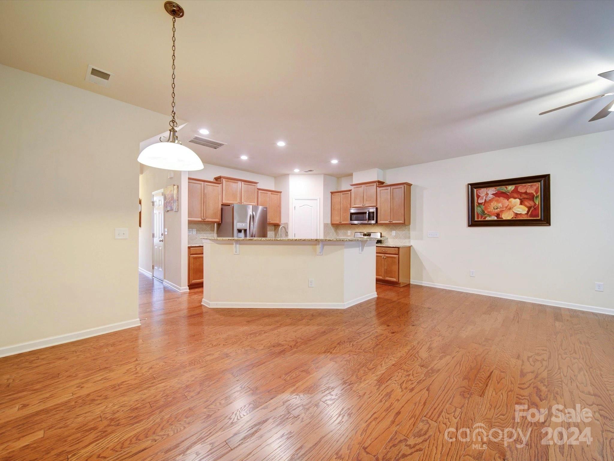 Property image 4 of 3225 Yarmouth Lane in Kinmere Commons, Gastonia, NC 28056