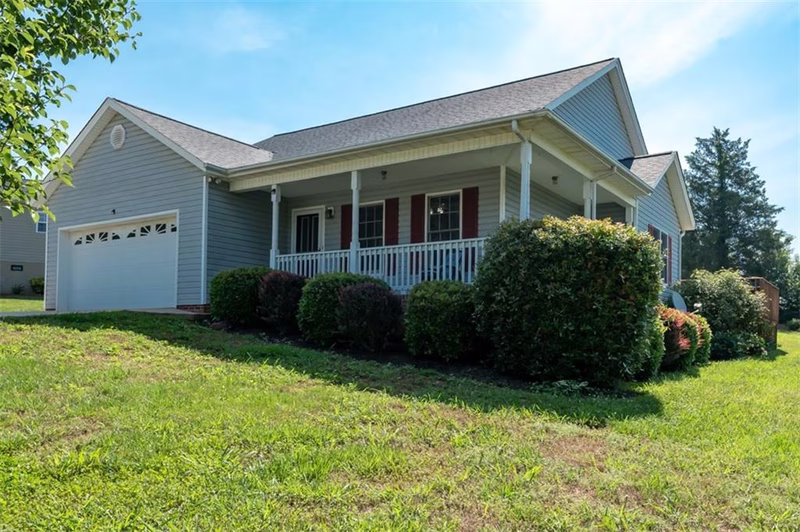 Property image 5 at 3720 Serenity Drive, Hickory, NC 28602