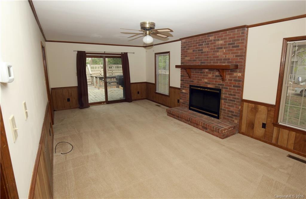 Property image 5 of 2514 Cherokee Court in Castlewood, Gastonia, NC 28056