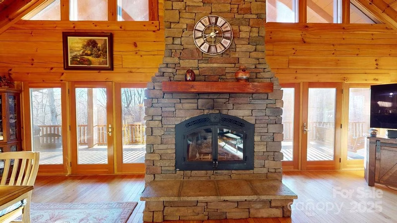 714 Heartwood Drive