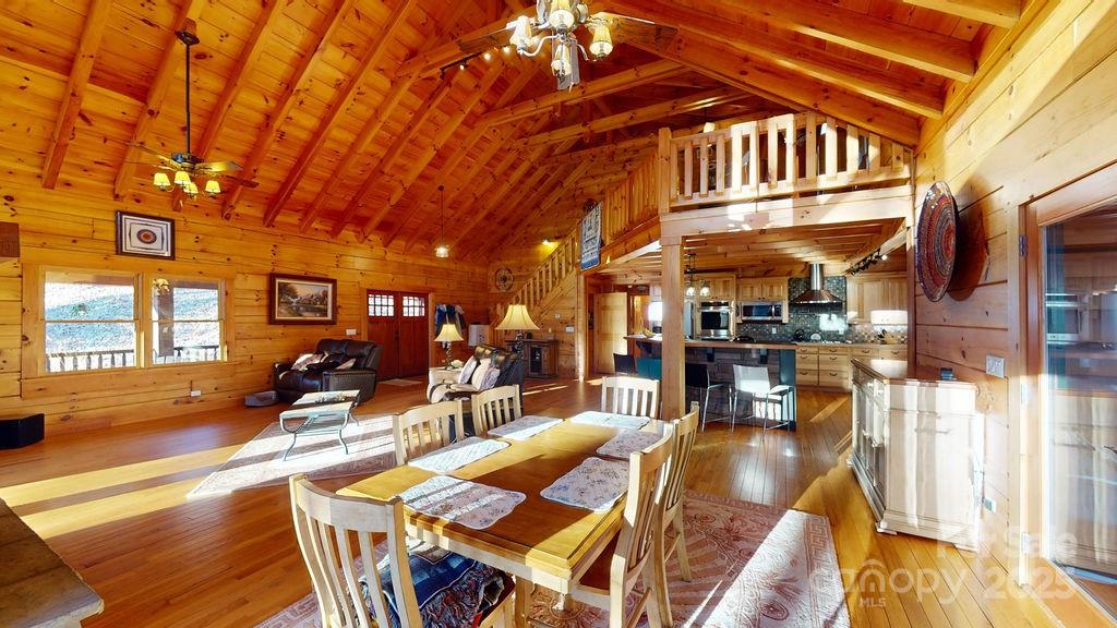 Property image 4 of 714 Heartwood Drive in Forest Heights, Marion, NC 28752