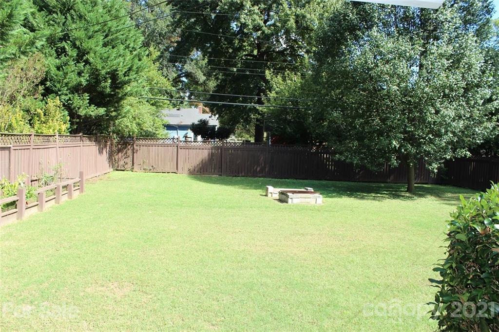 Property image 4 of 1145 Jensen Street in Plaza Acres, Charlotte, NC 28205