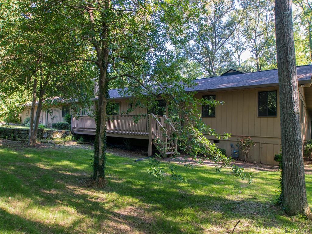 Property image 5 of 3011 Chestnut Tree Road in Hickory Hill, Hendersonville, NC 28792