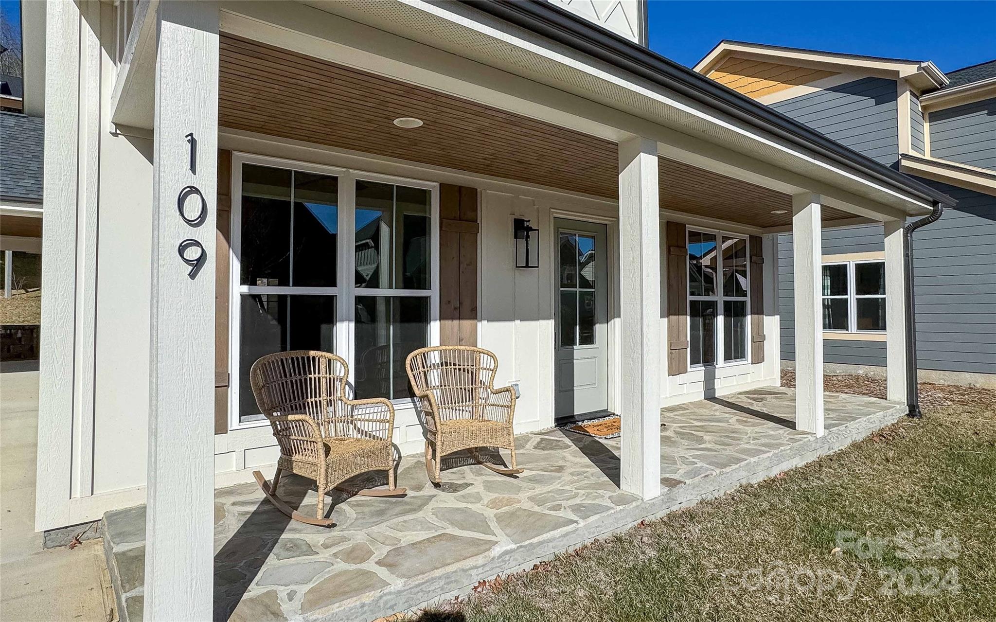 Property image 5 of 109 Chepstow Place in Tudor Croft, Black Mountain, NC 28711