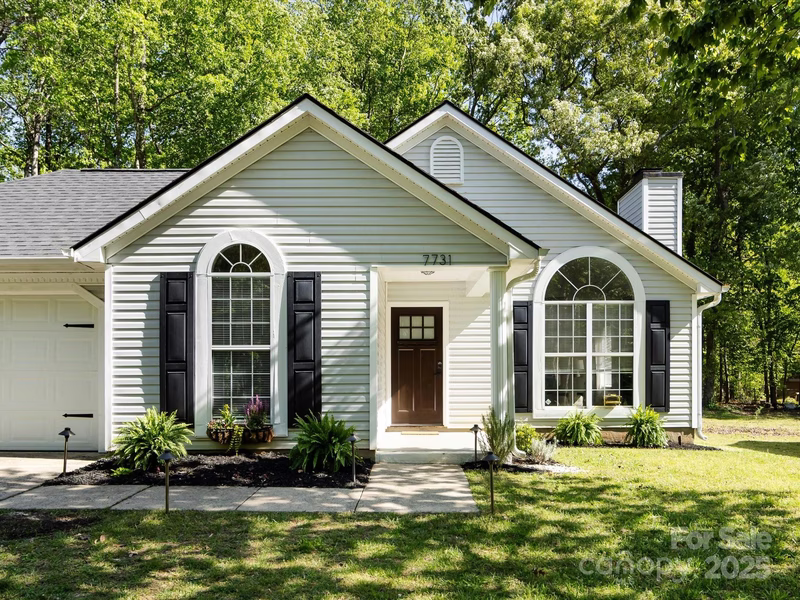 Property image 4 at 7731 Ivy Hollow Drive, Charlotte, NC 28227