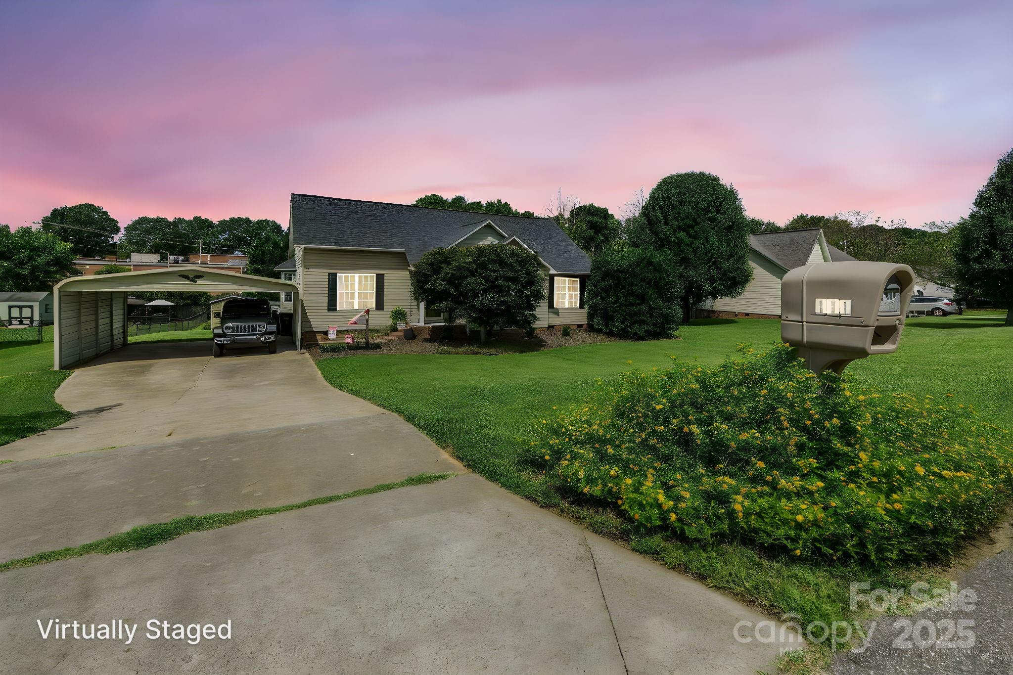 Property image 3 of 111 Summey Barker Drive in Summey Knoll, Dallas, NC 28034