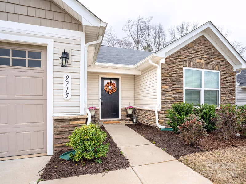 Property image 2 at 9715 Wardley Drive, Charlotte, NC 28215