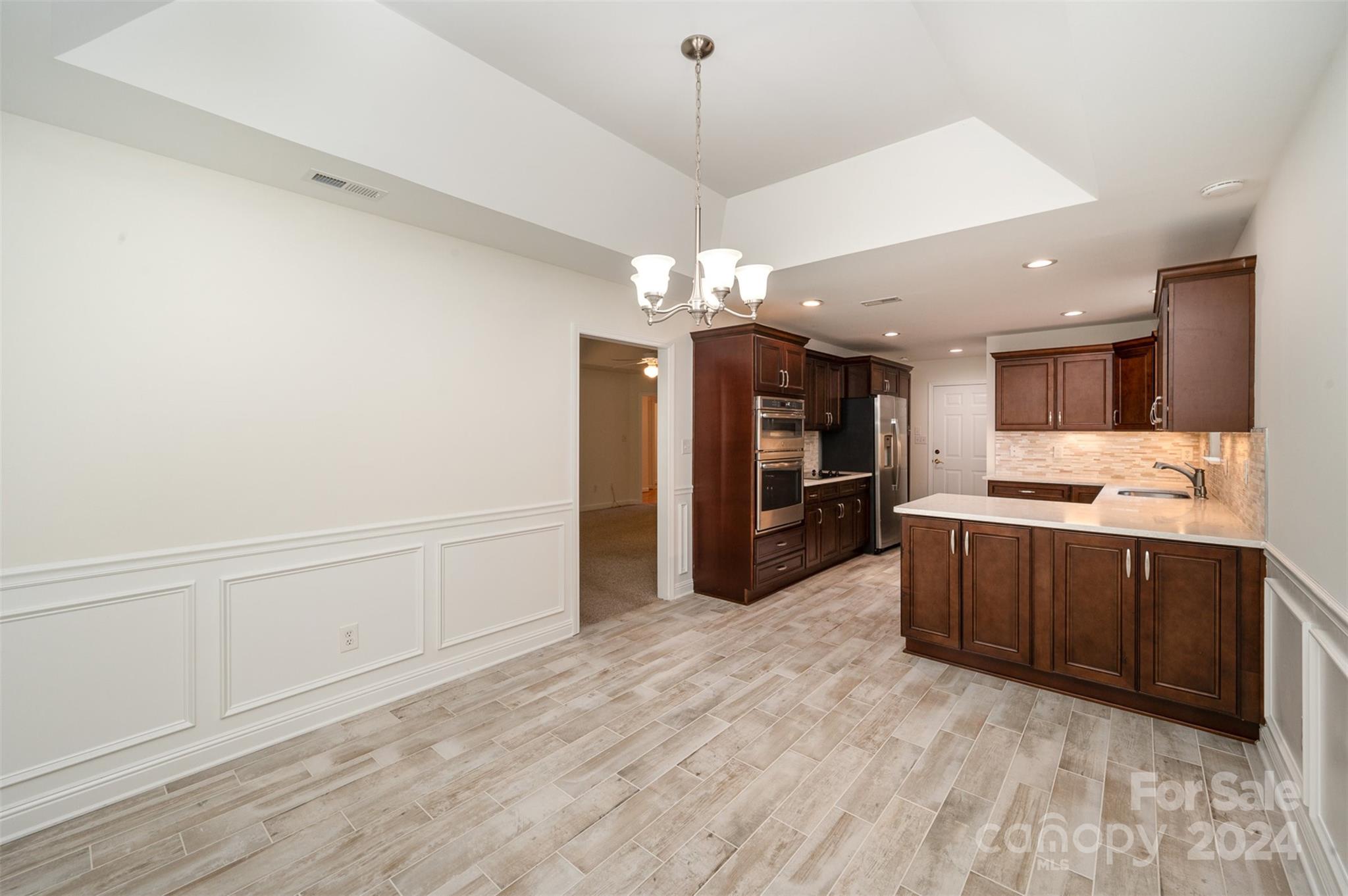Property image 5 of 121 Keswick Lane in The Villages At Oak Tree, Mooresville, NC 28117