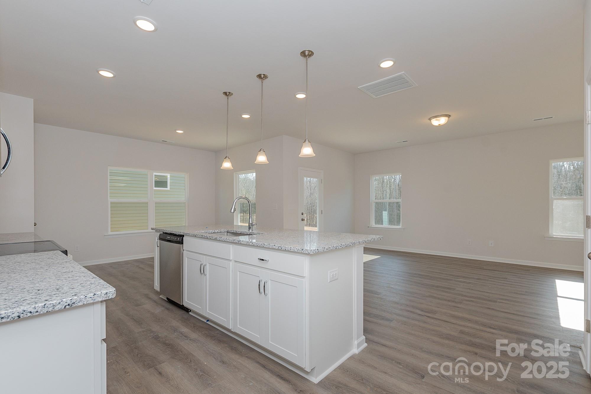 Property image 5 of 1209 Red River Drive in Country Club Village, Salisbury, NC 28144