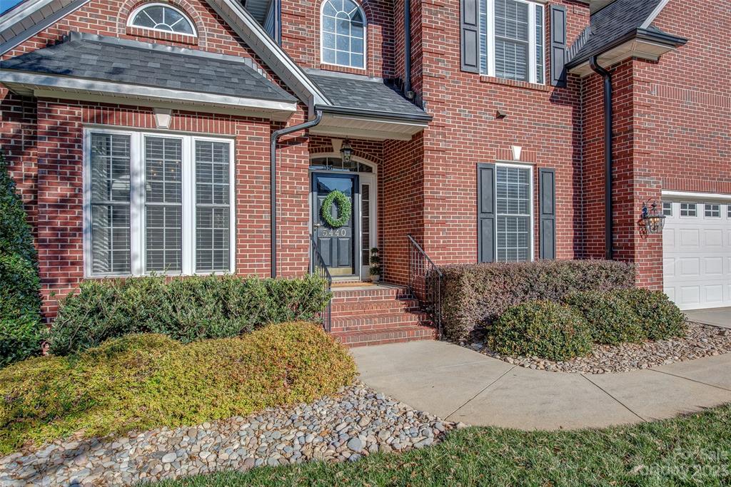 Property image 3 of 5440 Spindle Ridge Lane in Cramer Woods, Gastonia, NC 28056