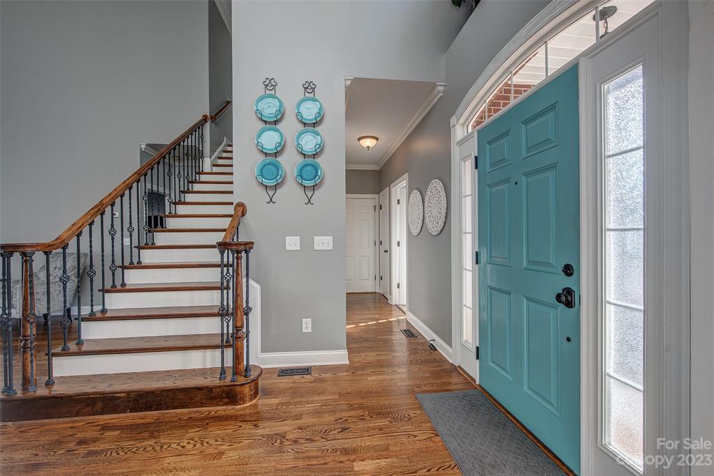 Property image 4 of 5440 Spindle Ridge Lane in Cramer Woods, Gastonia, NC 28056