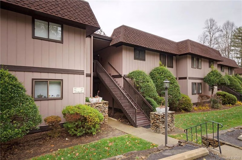 33 Lake Drive