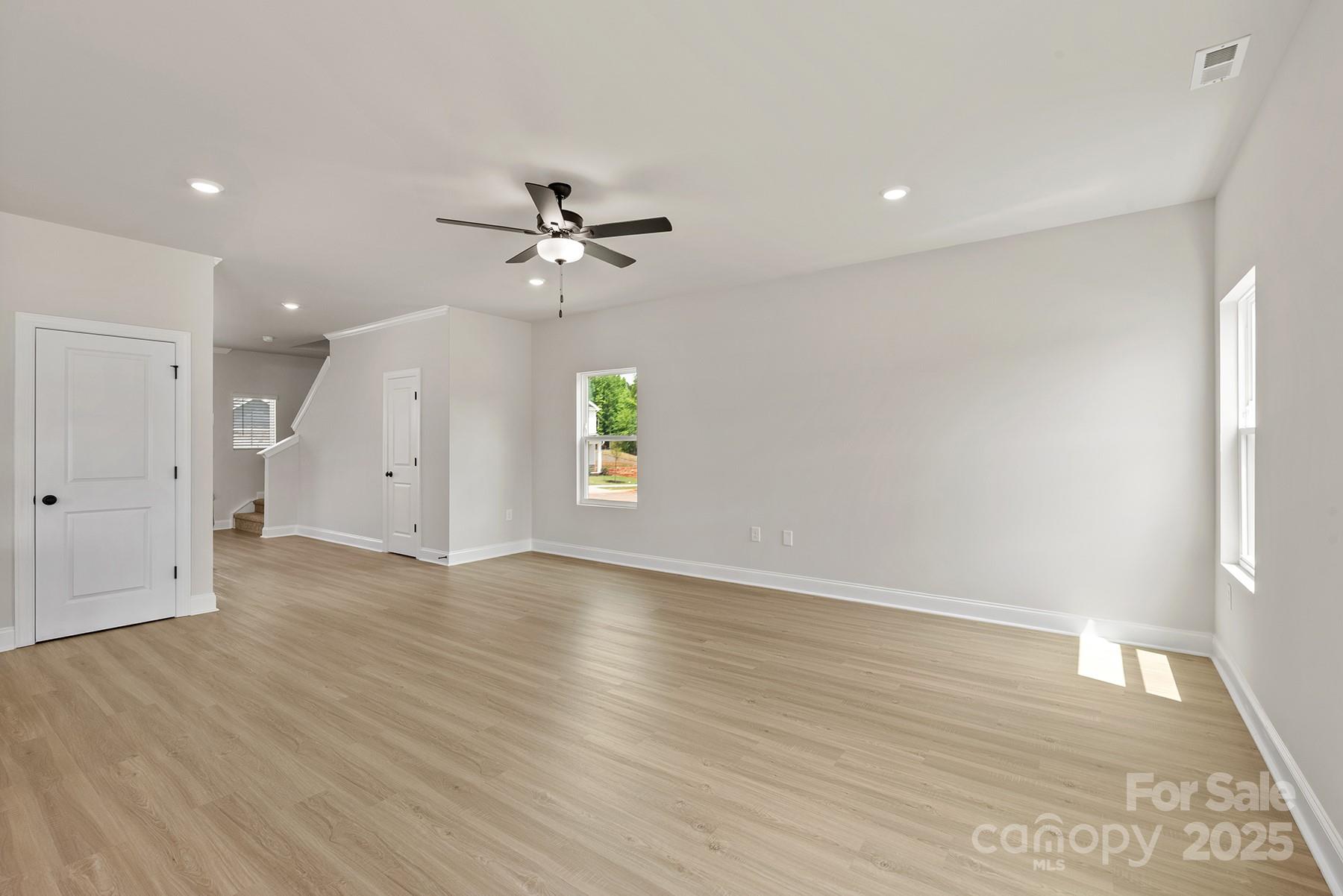 Property image 3 of 3463 Saddlebred Drive in Stagecoach Station, Gastonia, NC 28052