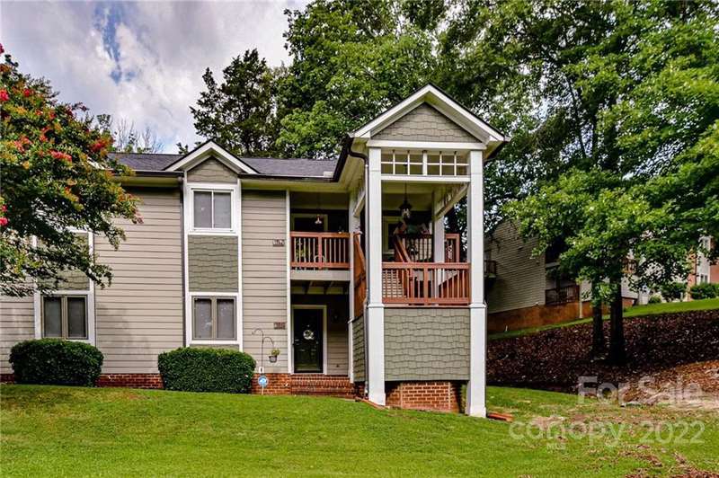 Property image 3 at 3260 Carlyle Drive, Concord, NC 28027