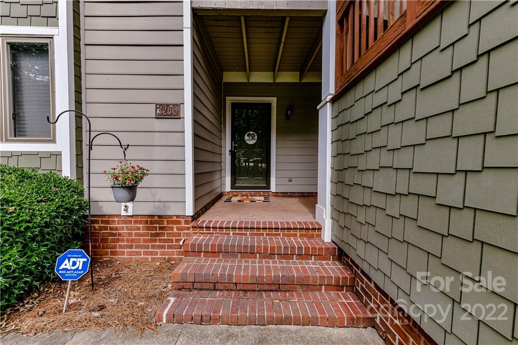 Property image 5 of 3260 Carlyle Drive in Ridgeview, Concord, NC 28027