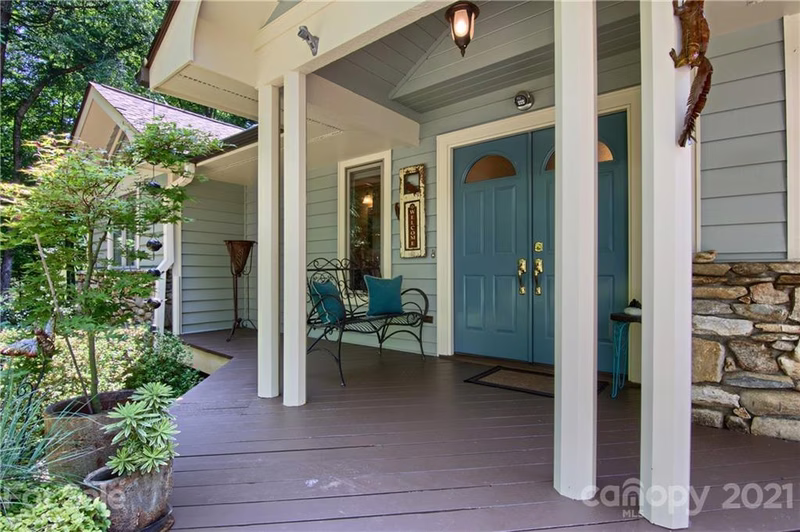 Property image 2 at 2009 Mountain Ash Circle, Hendersonville, NC 28739
