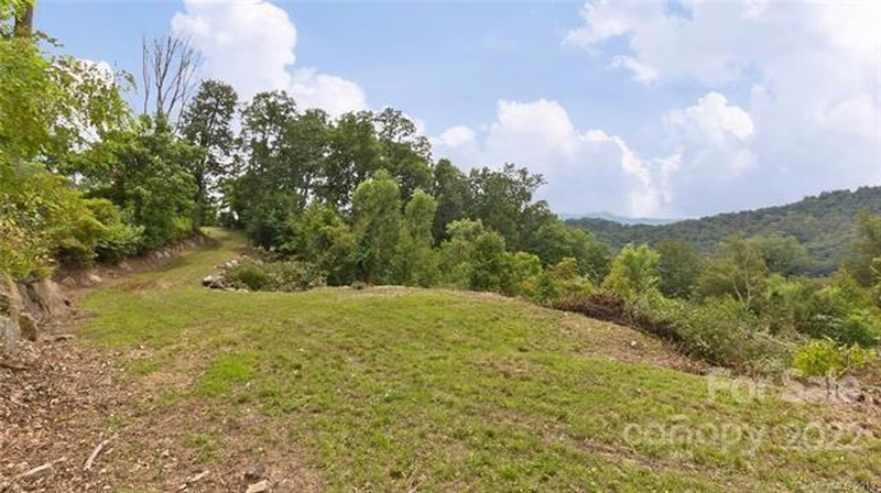 Property image 4 at 15 Sundown Drive, Asheville, NC 28803