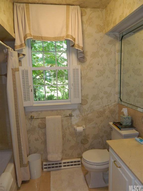 Property image 3 of 411 Tremont Circle in Tremont Park, Lenoir, NC 28645