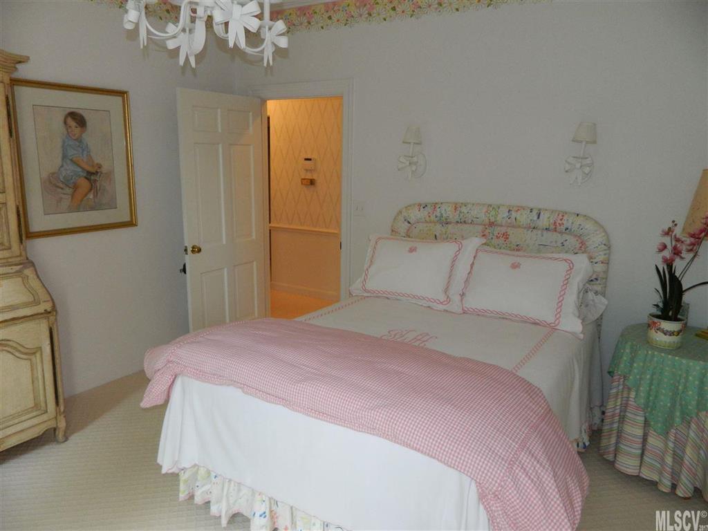 Property image 4 of 411 Tremont Circle in Tremont Park, Lenoir, NC 28645