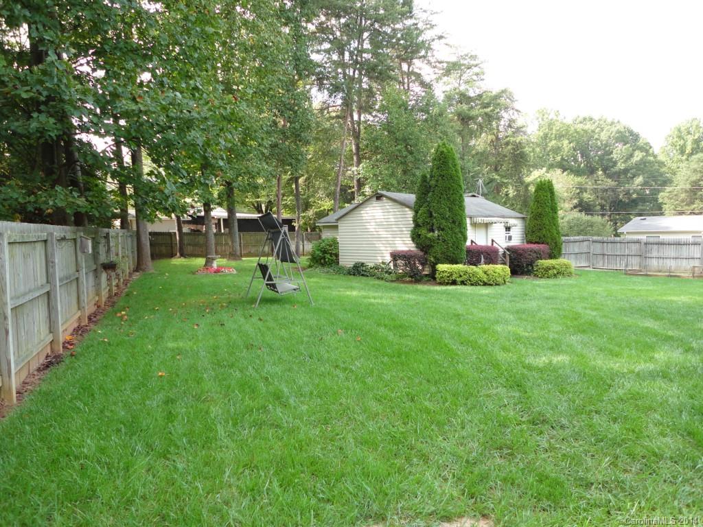Property image 5 of 4969 Slanting Bridge Road in Mobile Home Estates, Sherrills Ford, NC 28673