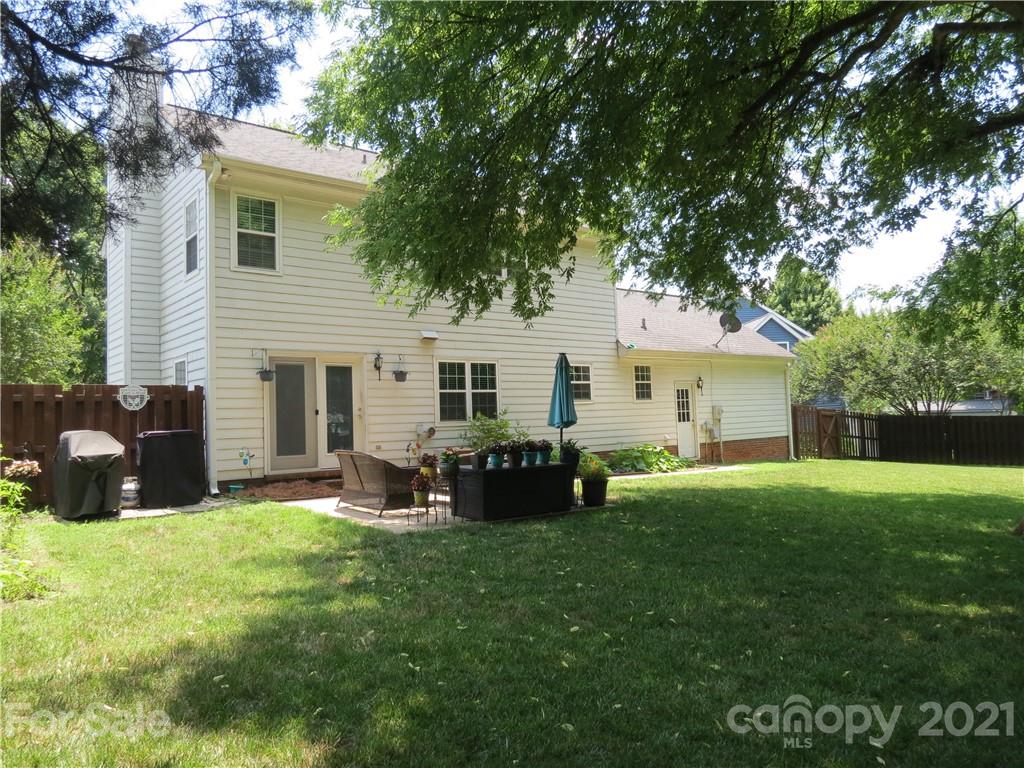 Property image 4 of 1833 Middlebury Court in Stonewyck, Kannapolis, NC 28081