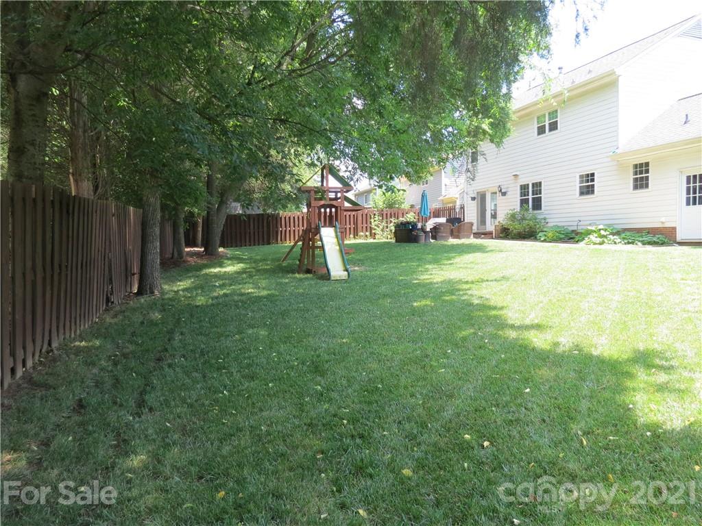 Property image 5 of 1833 Middlebury Court in Stonewyck, Kannapolis, NC 28081