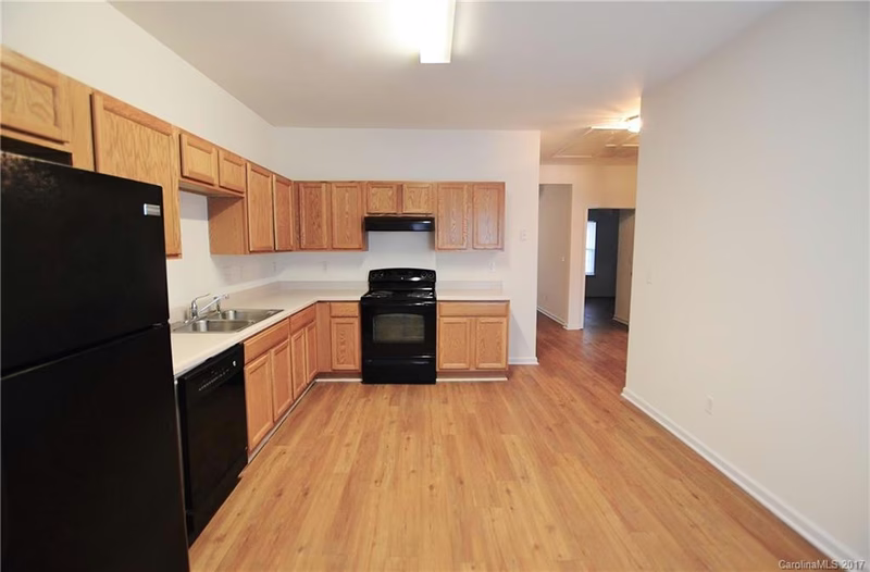 Property image 3 at 7033 Somerset Springs Drive, Charlotte, NC 28262