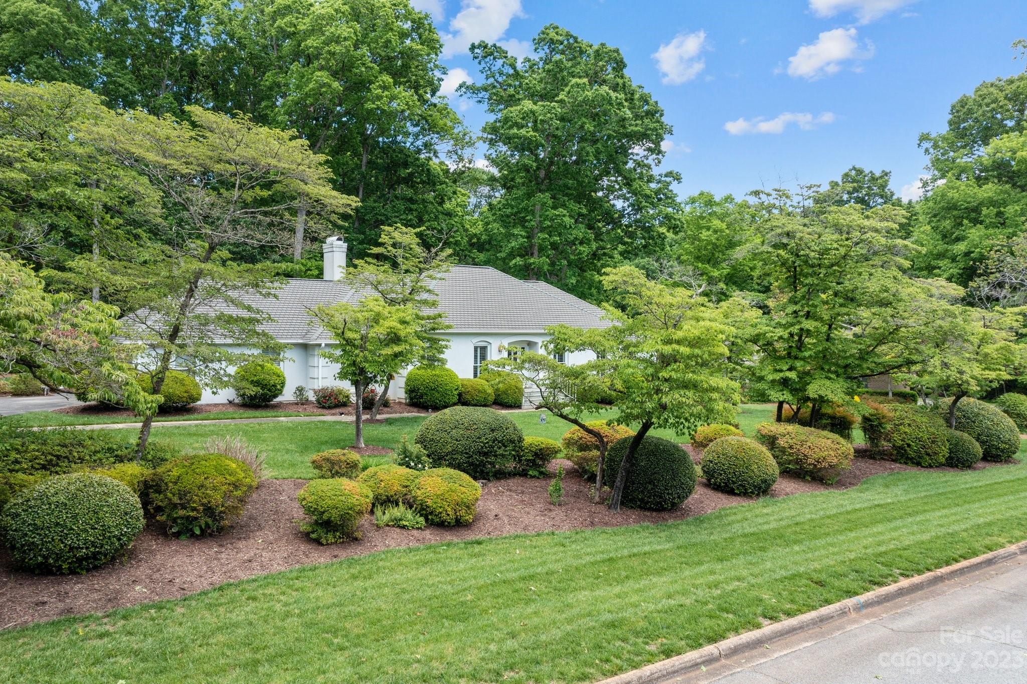 Property image 2 of 115 Stratford Place in Country Club Hills, Salisbury, NC 28144