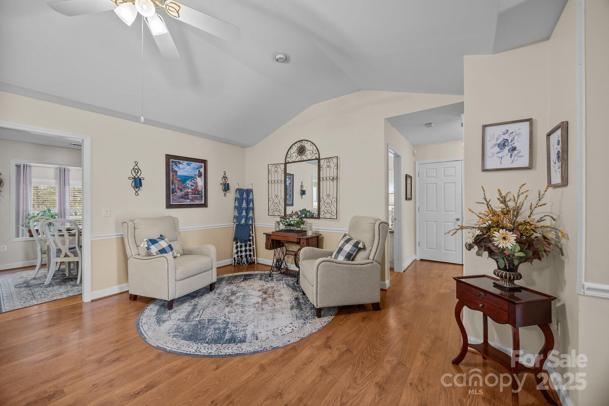 Property image 3 of 121 Yorkshire Drive in Woodfield, Salisbury, NC 28144