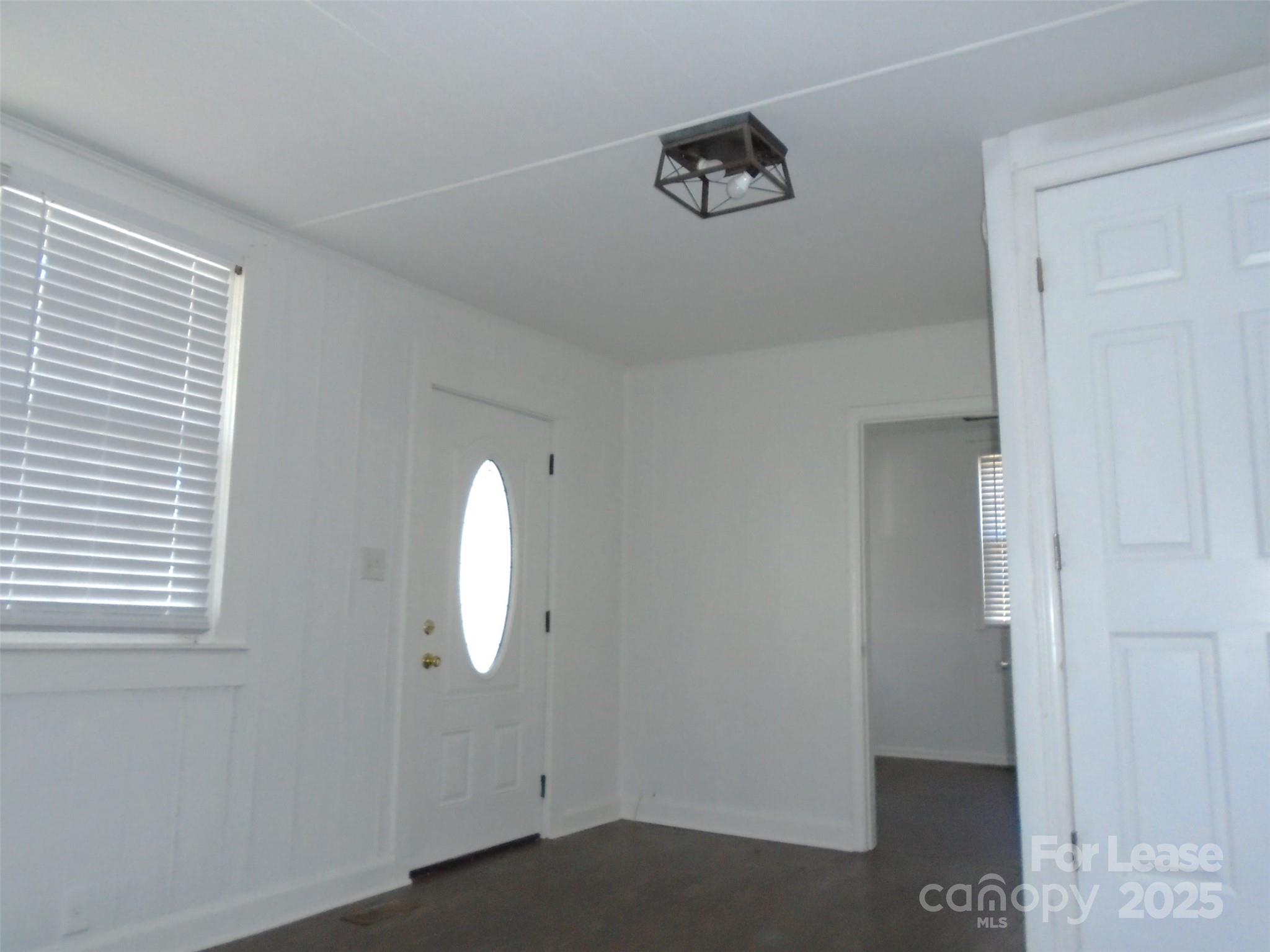 Property image 5 of 3916 Bearwood Avenue in Howie Acres, Charlotte, NC 28205