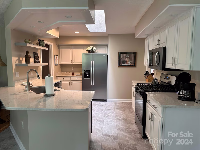 Property image 5 at 7 Pebble Beach Court, Etowah, NC 28729
