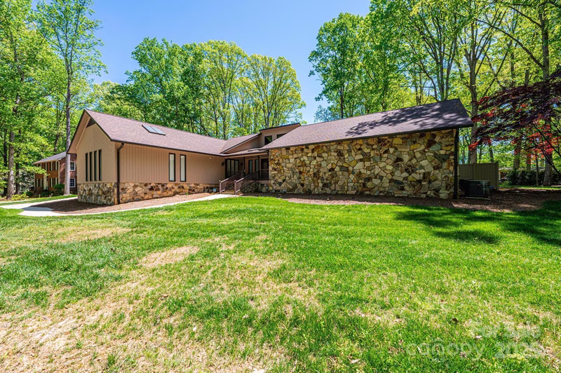Property image 4 at 315 Camelot Drive, Salisbury, NC 28144
