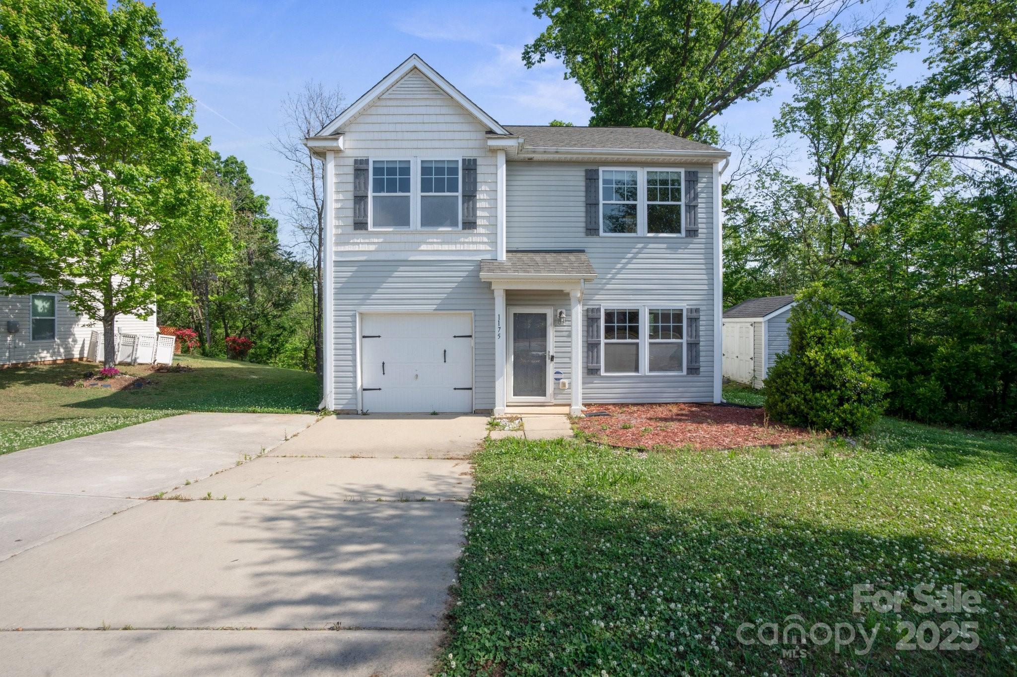 Property image 2 of 1175 Valley Street in Valleybrook, Statesville, NC 28677