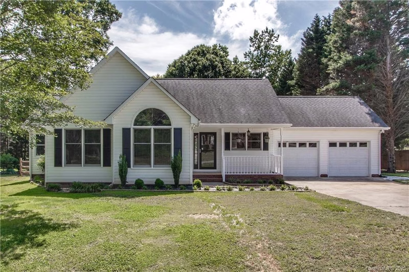 Property image 2 at 308 Cape Breton Trail, Gastonia, NC 28056