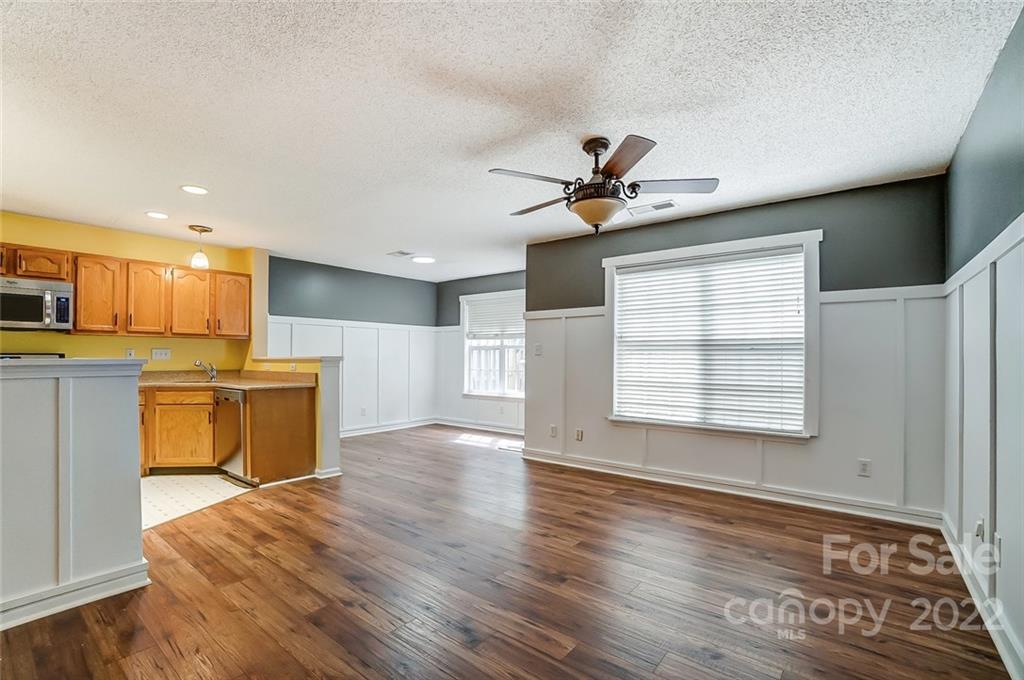 Property image 4 of 8830 Scotch Heather Way in Southgate Commons, Charlotte, NC 28277