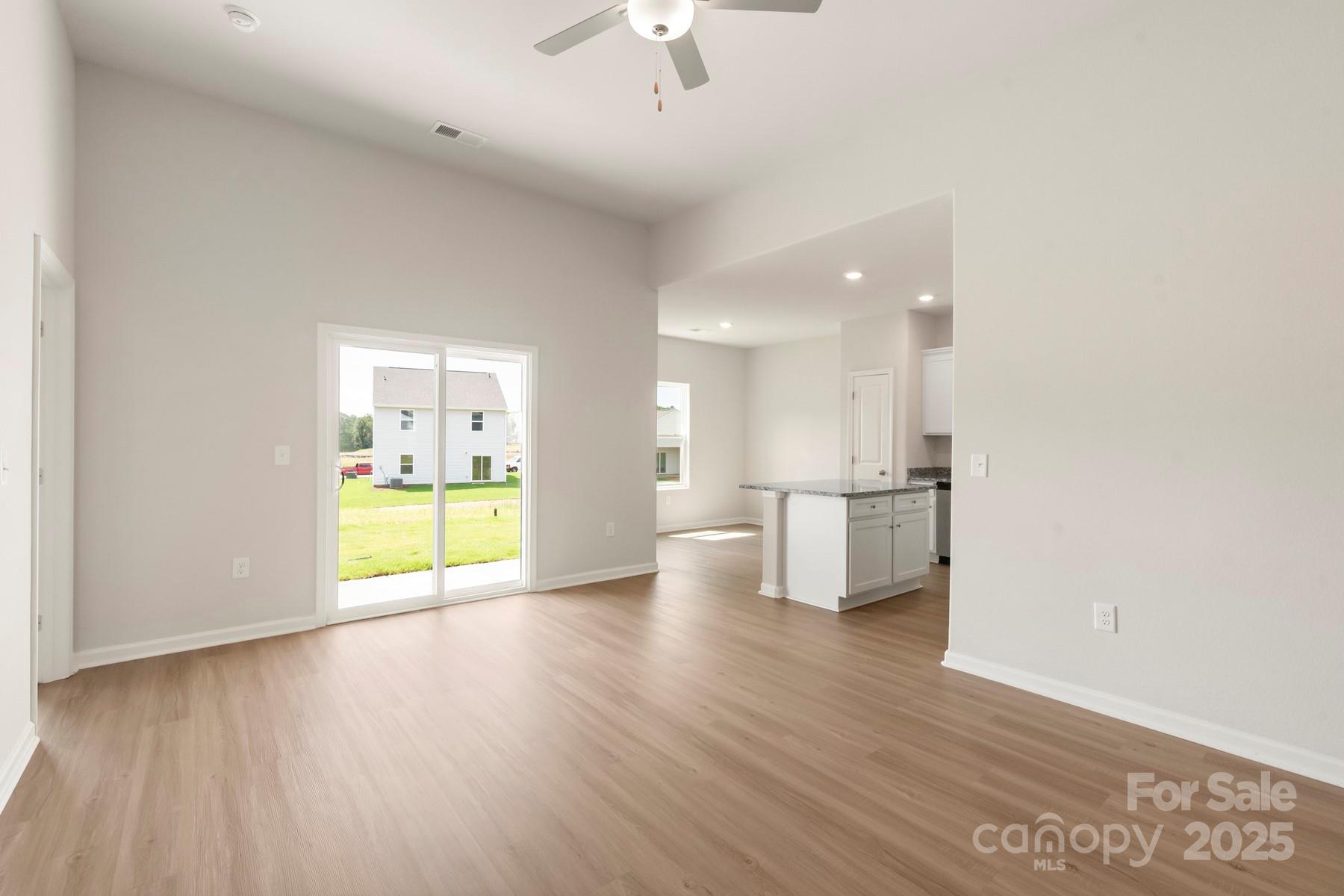 Property image 3 of 3335 Burberry Drive in Stagecoach Station, Gastonia, NC 28052