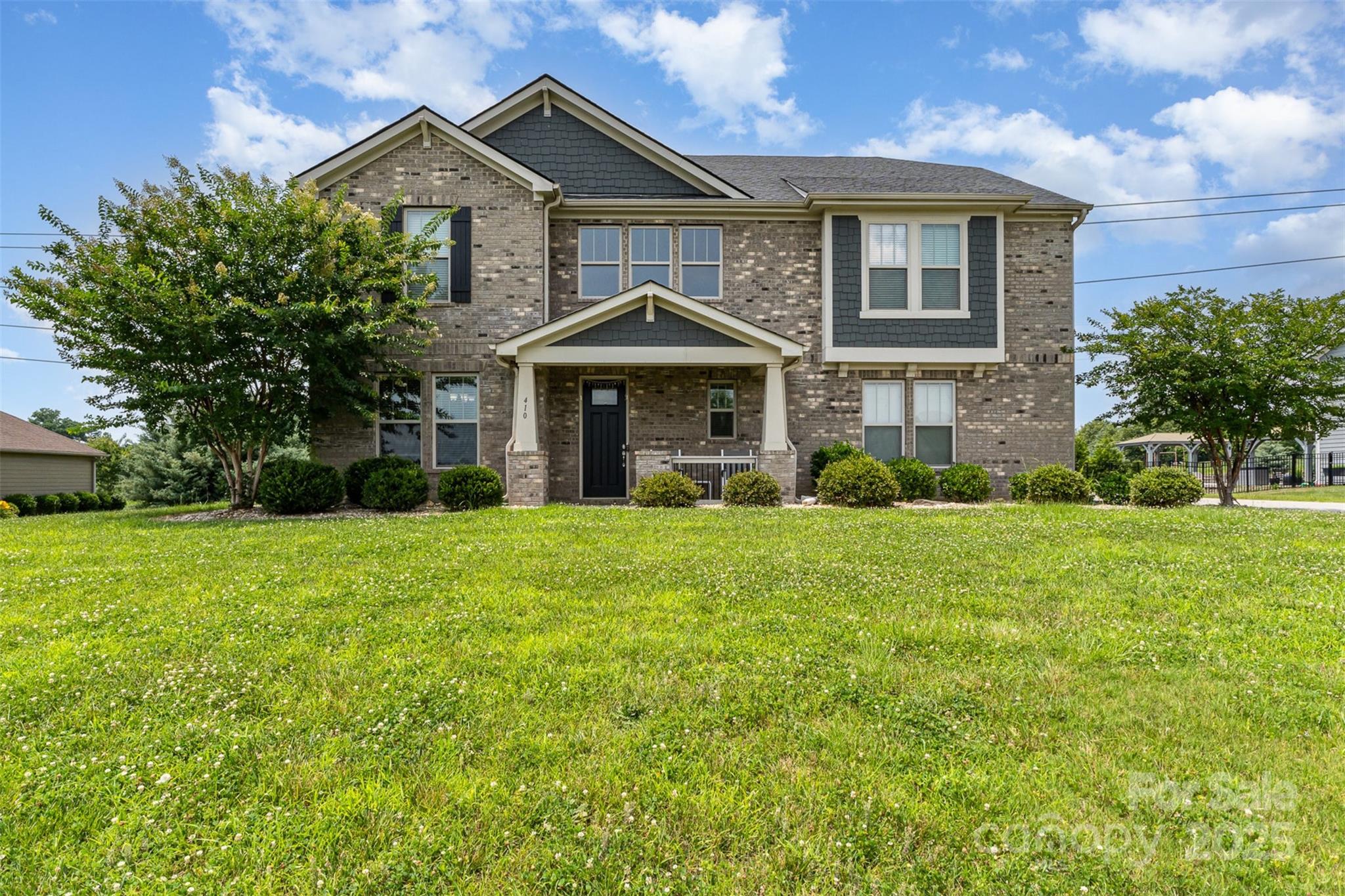 Property image 3 of 410 Alucio Court in Candella, Matthews, NC 28104