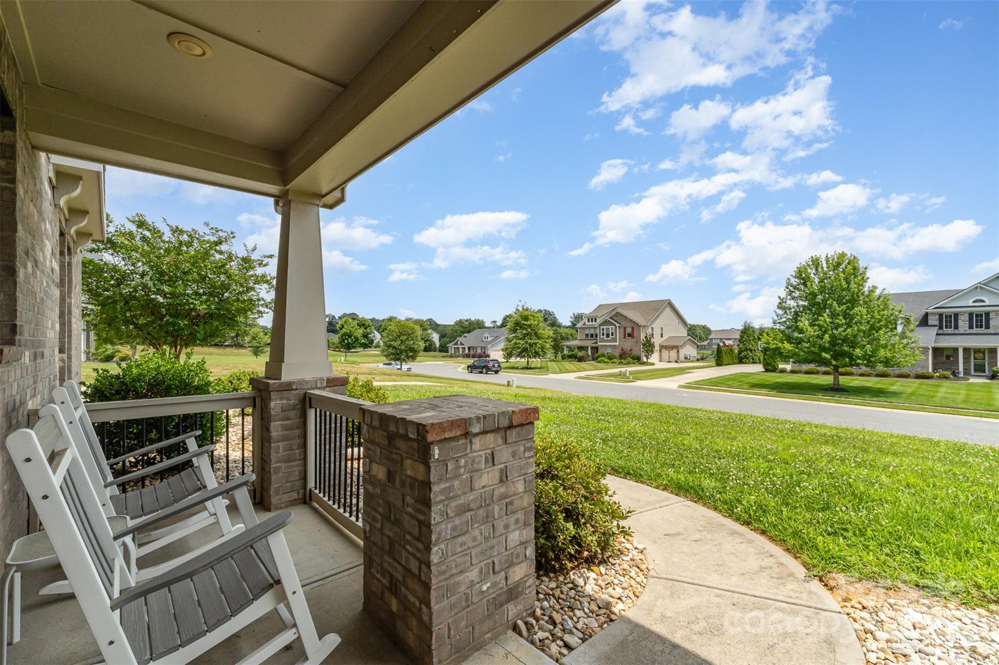 Property image 4 of 410 Alucio Court in Candella, Matthews, NC 28104