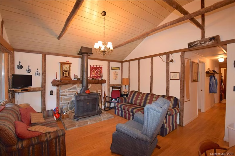 Property image 5 at 314 Tennis Court, Burnsville, NC 28714