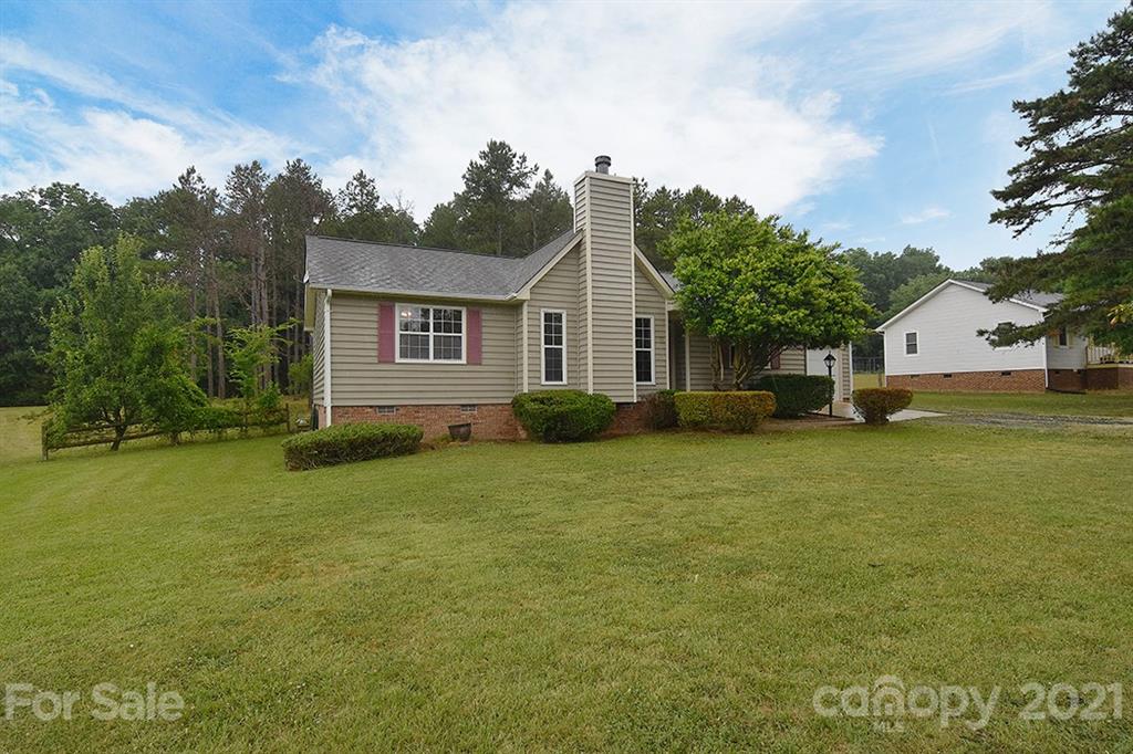 Property image 4 of 5209 Willow Run Drive in Hampton Meadows, Monroe, NC 28110