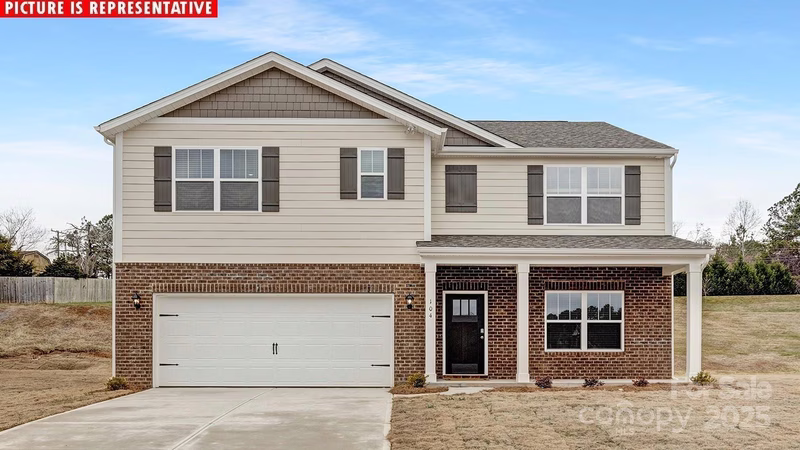 Cardinal Creek, Charlotte Community